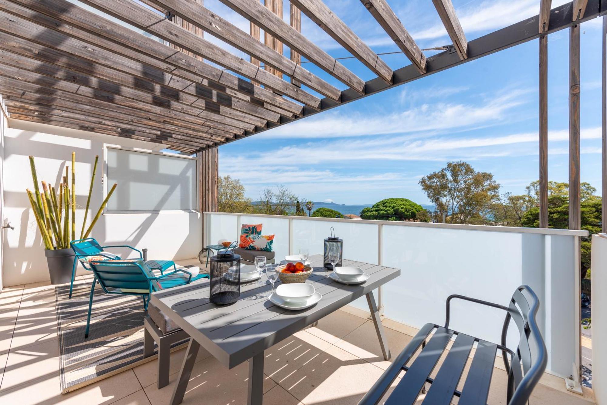 Apartment Vue 50m Des Salins Piscine 2 Parkings Terrasse